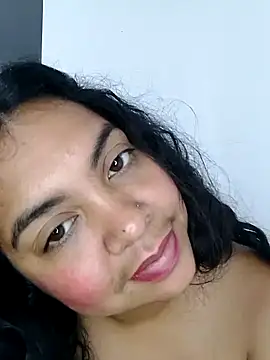 Snapshot of Brendabluee chatting on January 2, 10:44 pm Brendabluee online show from January 2, 10:44 pm