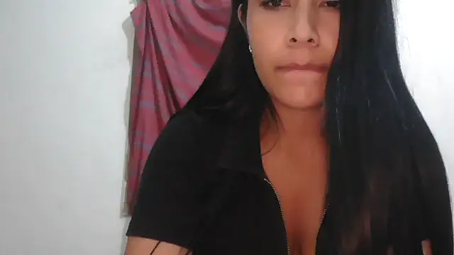 conejita linda online show from March 31, 4:02 am