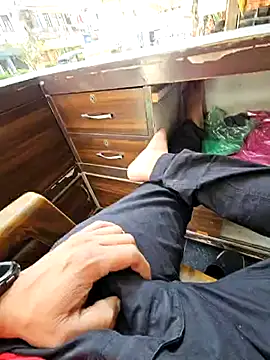 Snapshot of pyasevickybabu563 chatting on March 18, 9:31 am pyasevickybabu563 online show from March 18, 9:31 am