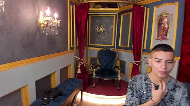 Snapshot of MarcoVitto chatting on February 7, 7:07 am MarcoVitto online show from February 7, 7:07 am