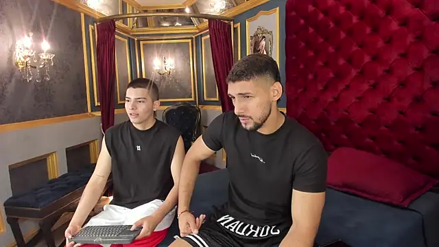 Snapshot of MarcoVitto chatting on February 24, 3:23 am MarcoVitto online show from February 24, 3:23 am