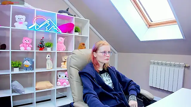 Snapshot of ElizabethHarpper chatting on January 3, 7:38 am ElizabethHarpper online show from January 3, 7:38 am