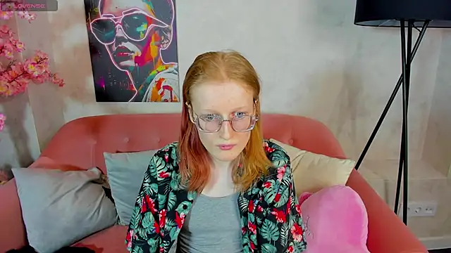 Snapshot of ElizabethHarpper chatting on January 5, 7:28 am ElizabethHarpper online show from January 5, 7:28 am