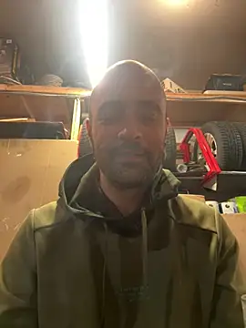 Faded-Solo online show from July 30, 1:48 am