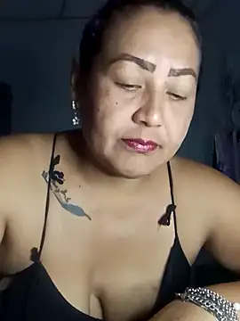 Snapshot of Abigail_BigTits chatting on February 3, 5:14 pm Abigail BigTits online show from February 3, 5:14 pm