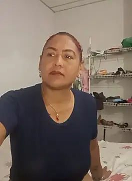 Snapshot of Abigail_BigTits chatting on September 26, 3:10 am Abigail BigTits online show from September 26, 3:10 am