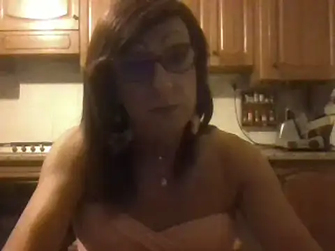 Snapshot of Tiabet chatting on September 9, 8:19 pm Tiabet online show from September 9, 8:19 pm