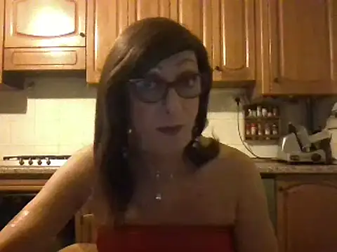 Snapshot of Tiabet chatting on October 3, 12:24 pm Tiabet online show from October 3, 12:24 pm