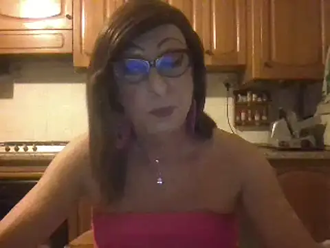 Snapshot of Tiabet chatting on October 21, 7:58 pm Tiabet online show from October 21, 7:58 pm