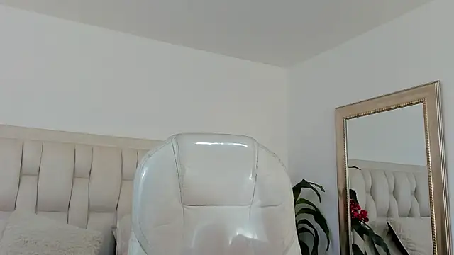Snapshot of Annie_kurt_ chatting on October 11, 7:12 pm Annie kurt online show from October 11, 7:12 pm