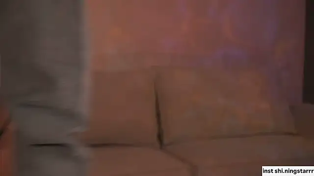 Snapshot of alittlestarrr chatting on February 5, 12:53 am alittlestarrr online show from February 5, 12:53 am