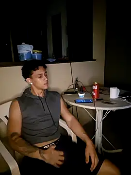 MALIK-PARVATI online show from October 31, 11:50 pm