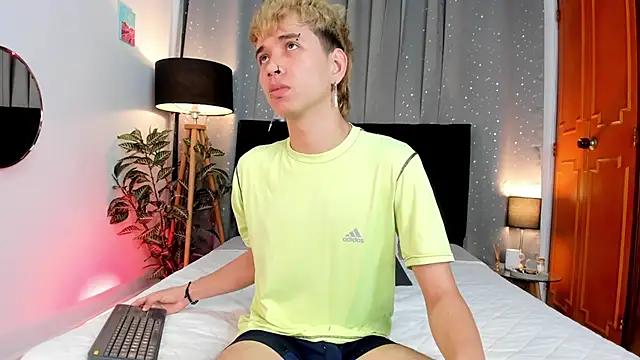 Brian-Ausslos online show from February 7, 4:37 am