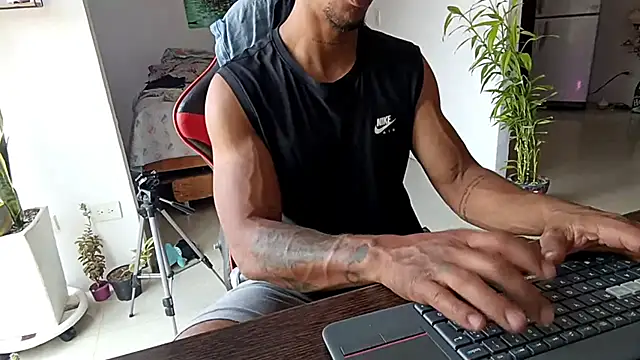 Adam Valenciia online show from February 14, 4:59 pm