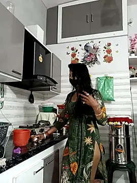 Best-Couple online show from November 5, 3:06 am