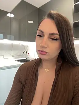 claraxjoyy online show from January 23, 7:43 am