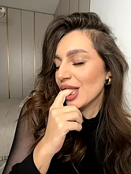 claraxjoyy online show from November 8, 5:29 am