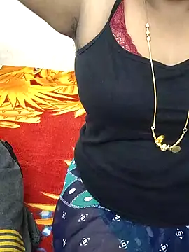 Snapshot of Rathi22 chatting on February 9, 6:33 am Rathi22 online show from February 9, 6:33 am