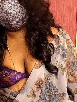 Snapshot of Rathi22 chatting on September 24, 2:31 pm Rathi22 online show from September 24, 2:31 pm