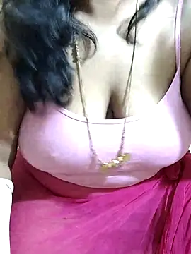 Snapshot of Rathi22 chatting on December 15, 2:32 pm Rathi22 online show from December 15, 2:32 pm