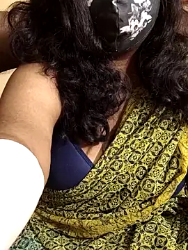 Snapshot of Rathi22 chatting on December 16, 2:44 pm Rathi22 online show from December 16, 2:44 pm