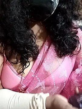 Snapshot of Rathi22 chatting on December 18, 4:51 am Rathi22 online show from December 18, 4:51 am