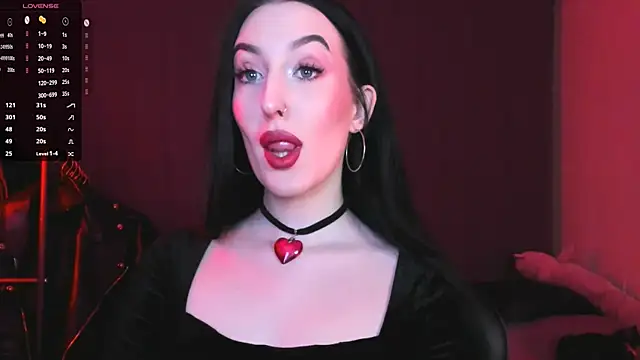 Snapshot of Miss_Alice__ chatting on February 4, 12:08 am Miss Alice online show from February 4, 12:08 am