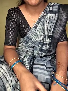 lovelygirl4567 online show from October 22, 1:44 pm