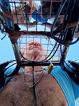 Cloudin around online show from January 17, 6:00 pm