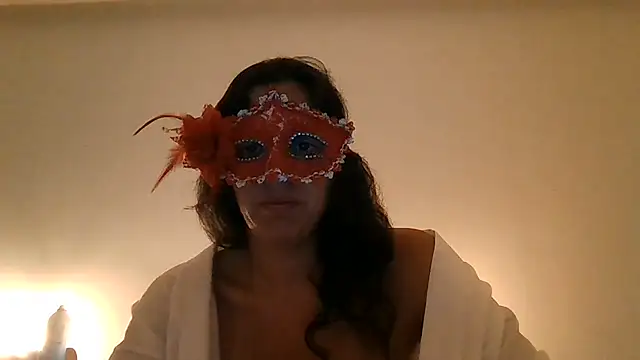 couple-tuga online show from July 11, 9:27 pm