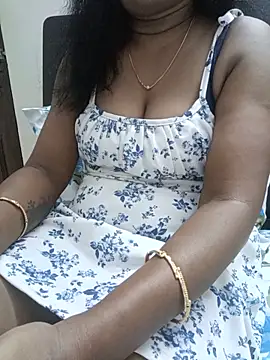 Snapshot of Tamil_Vishalini chatting on June 11, 9:40 am Tamil Vishalini online show from June 11, 9:40 am