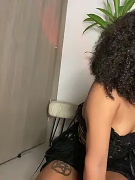 bronwgirl69 online show from September 26, 4:55 pm