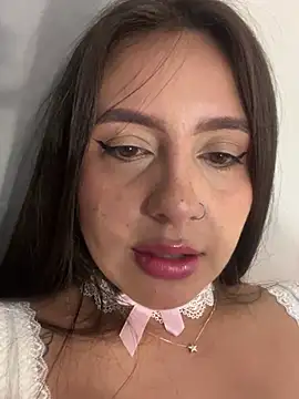 Snapshot of Gretta_Hot chatting on January 24, 4:27 am Gretta Hot online show from January 24, 4:27 am