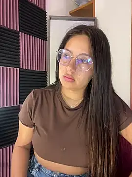 Snapshot of Gretta_Hot chatting on January 25, 1:10 am Gretta Hot online show from January 25, 1:10 am