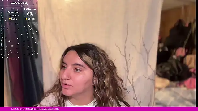 Snapshot of mamifresita chatting on June 2, 5:09 am mamifresita online show from June 2, 5:09 am