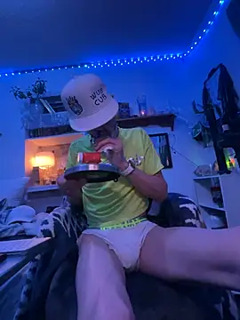Trystan Spellman online show from June 18, 6:46 am
