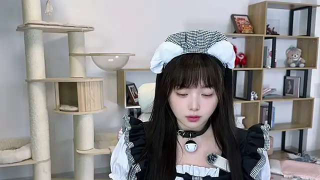 Chenjing0 online show from April 30, 1:17 pm