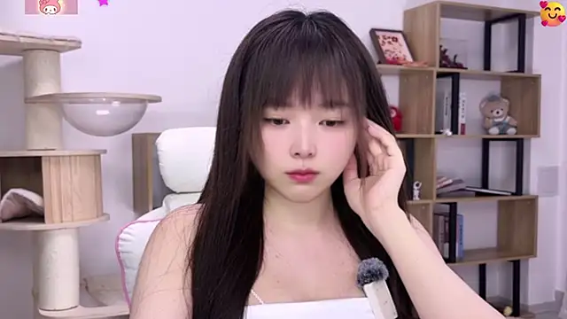 Chenjing0 online show from June 12, 12:37 pm