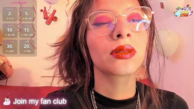 Misha Lover online show from September 25, 8:45 pm