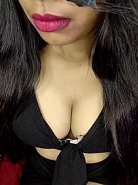 Hot  sallie online show from June 11, 7:39 am