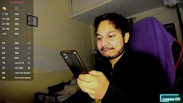 Snapshot of fuckkboy101 chatting on January 27, 4:22 pm fuckkboy101 online show from January 27, 4:22 pm