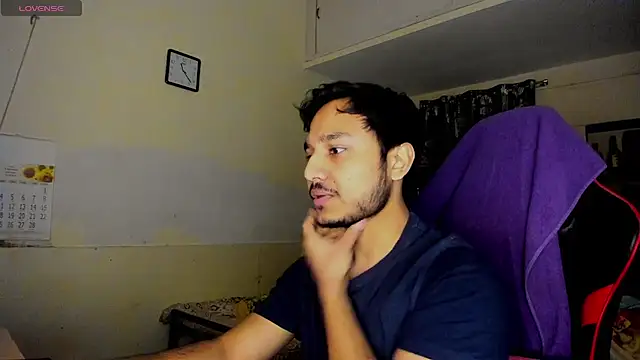 Snapshot of fuckkboy101 chatting on February 24, 5:42 pm fuckkboy101 online show from February 24, 5:42 pm