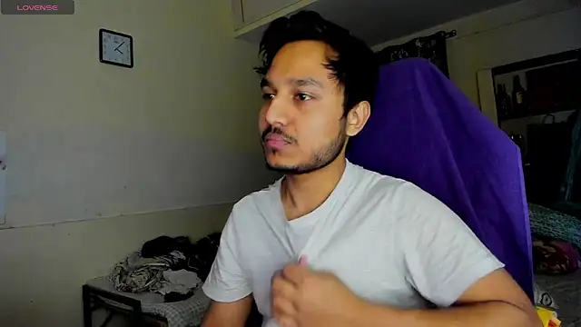 Snapshot of fuckkboy101 chatting on March 13, 10:26 am fuckkboy101 online show from March 13, 10:26 am