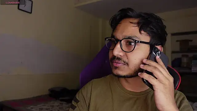 Snapshot of fuckkboy101 chatting on November 2, 1:13 pm fuckkboy101 online show from November 2, 1:13 pm