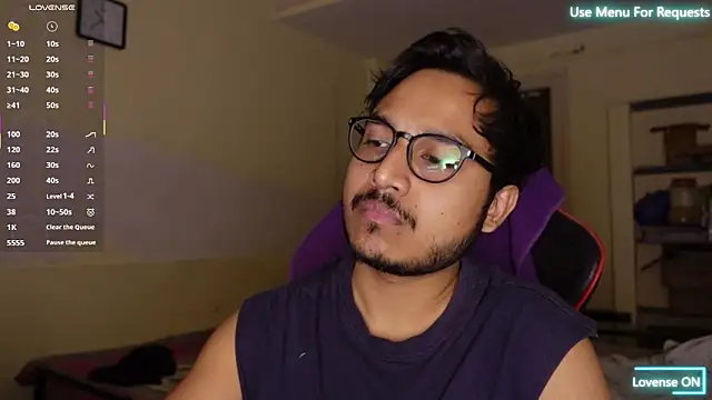 Snapshot of fuckkboy101 chatting on November 4, 4:50 pm fuckkboy101 online show from November 4, 4:50 pm