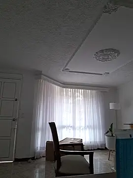 karina warthon online show from December 19, 5:31 pm