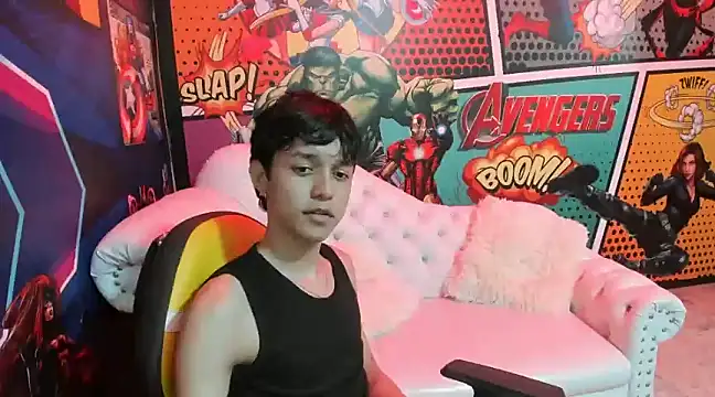 Snapshot of jisuscat chatting on January 6, 12:48 am jisuscat online show from January 6, 12:48 am