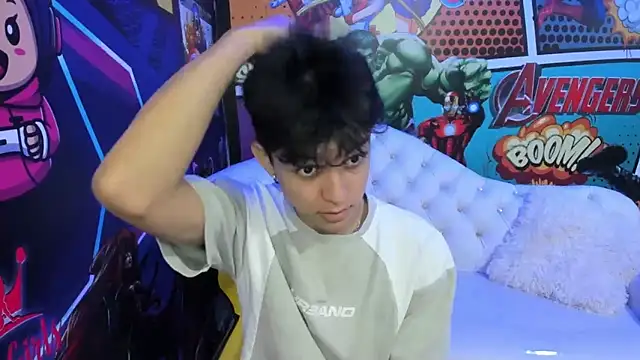 Snapshot of jisuscat chatting on February 27, 7:15 pm jisuscat online show from February 27, 7:15 pm