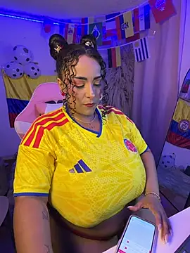ariadna cooper online show from June 18, 3:07 am