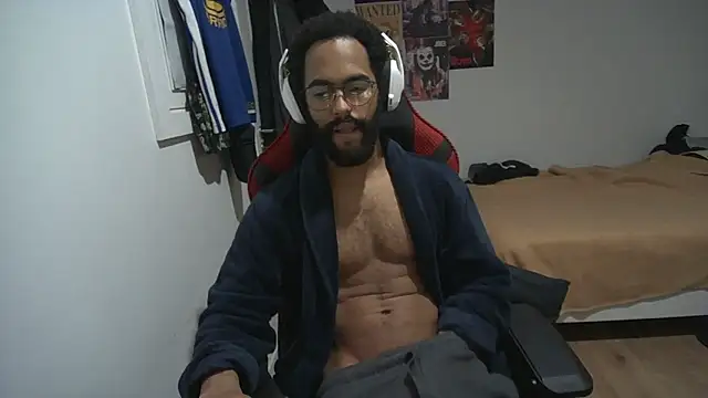 Snapshot of kevi_cocks chatting on January 31, 1:33 am kevi cocks online show from January 31, 1:33 am